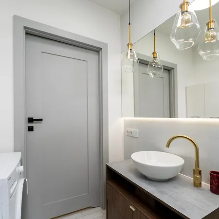 Limanowskiego Modern Loft By Bookinghost * Krakau